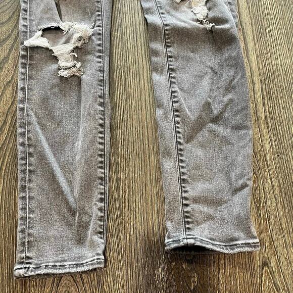 American Eagle Hi-Rise Jegging Jeans Super Stretch Distressed Denim Grey Size 10 - Picture 2 of 12